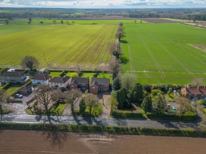 5 Bedroom Detached House For Sale In Salhouse Road, Panxworth, Norwich, NR13