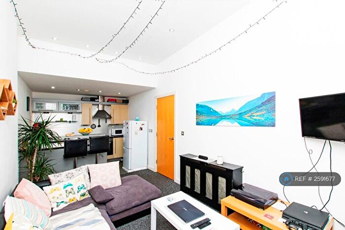 2 Bedroom Flat To Rent In Pall Mall, Liverpool, L3