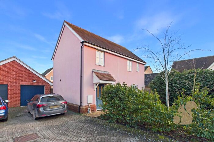 3 Bedroom Detached House For Sale In Foundation Way, Colchester, CO2