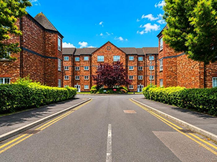 2 Bedroom Apartment For Sale In Thomas Brassey Close, Chester, Cheshire, CH2