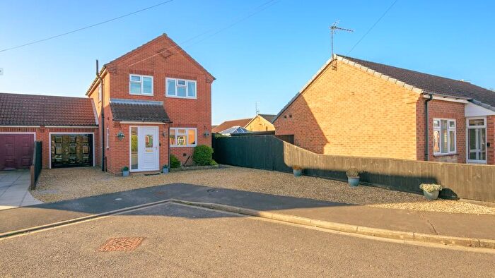 3 Bedroom Link Detached House For Sale In Spruce Close, Holbeach, PE12