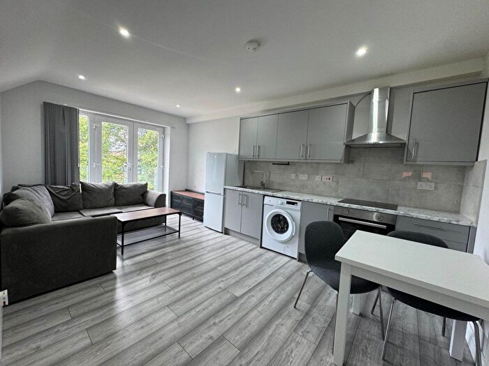 1 Bedroom Flat To Rent In Tilehurst Road, Reading, RG30