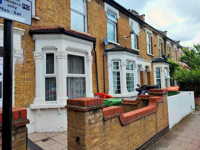 3 Bedroom Detached House To Rent In Sherrard Road, Forest Gate, London, E7