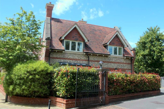 3 Bedroom Retirement Property To Rent In Florence Court, Wilton, Salisbury, SP2
