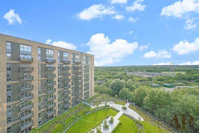 1 Bedroom Flat To Rent In Flagstaff Road, Reading, RG2