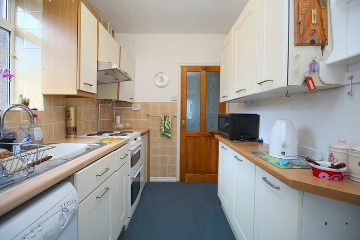 3 Bedroom End Of Terrace House To Rent In Garendon Road, Loughborough, LE11