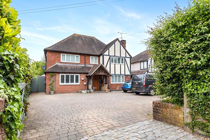 4 Bedroom Detached House For Sale In Worthing Road, Southwater, RH13