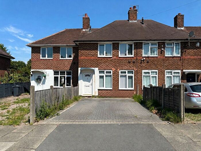 3 Bedroom Terraced House For Sale In Wychbold Crescent, Birmingham, West Midlands, B33