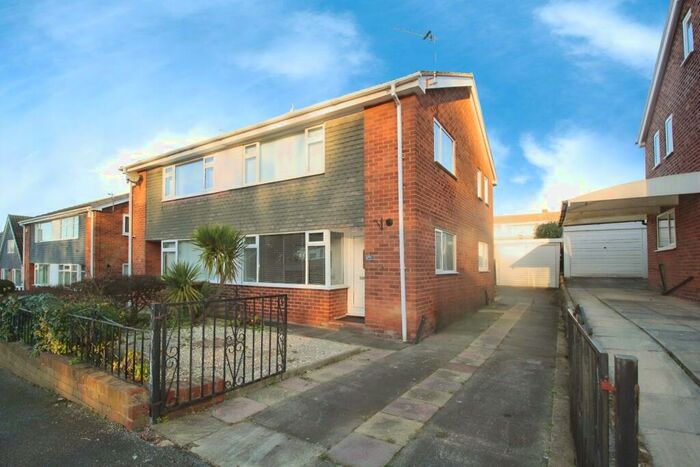 3 Bedroom Semi-Detached House To Rent In Temple Avenue, Leeds, West Yorkshire, LS15