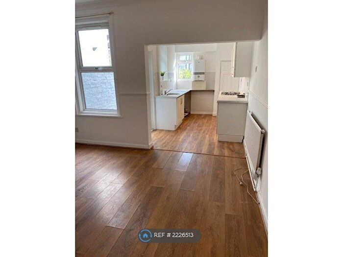 2 Bedroom Terraced House To Rent In Newcome Road, Portsmouth, PO1