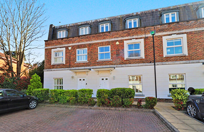 4 Bedroom Terraced House For Sale In Woodsome Lodge, Weybridge, Surrey, KT13