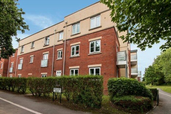 2 Bedroom Flat To Rent In Heraldry Walk, Exeter, EX2