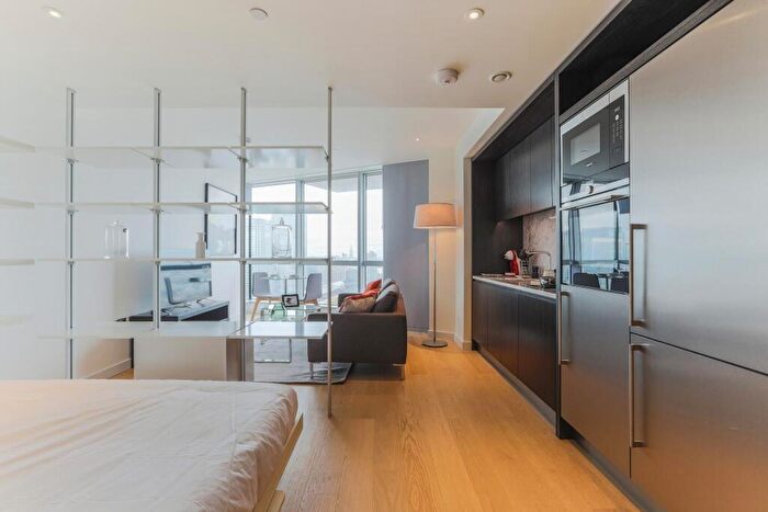 Apartment To Rent In Charrington Tower, New Providence Wharf, London, E14
