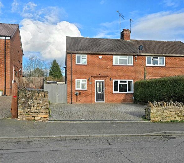 3 Bedroom Semi-Detached House For Sale In Churchill Road, Welton, NN11