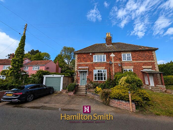 3 Bedroom Semi-Detached House For Sale In Ash Road, Lower Hacheston, IP13