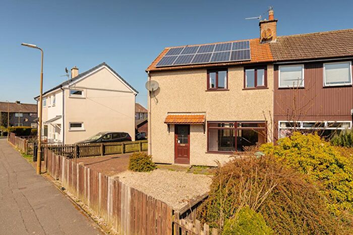 2 Bedroom Semi-Detached House For Sale In Laburnum Road, Whitburn, EH47
