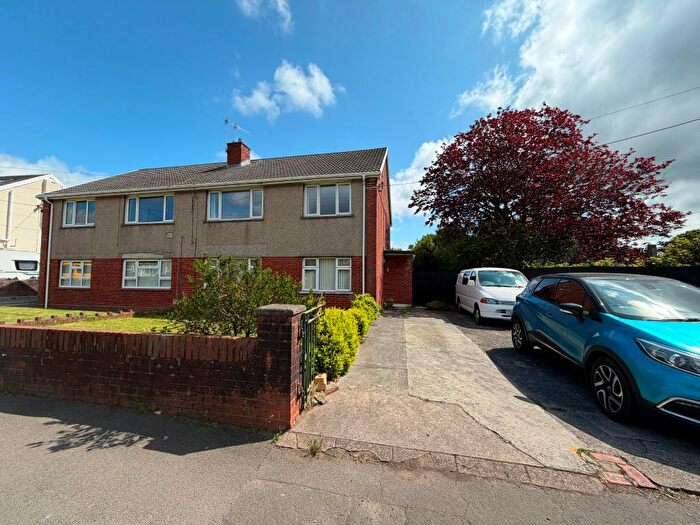 2 Bedroom Flat For Sale In Frampton Road, Gorseinon, Swansea, SA4