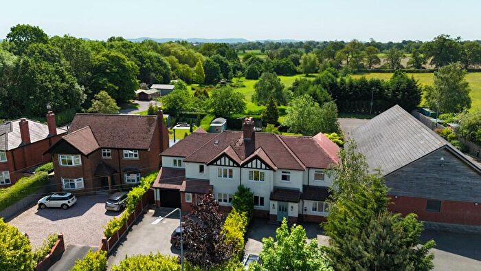 4 Bedroom Semi-Detached House For Sale In Tarvin Road, Littleton, CH3
