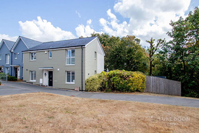 4 Bedroom Detached House For Sale In Saddlers Way, Tamerton Foliot, PL5