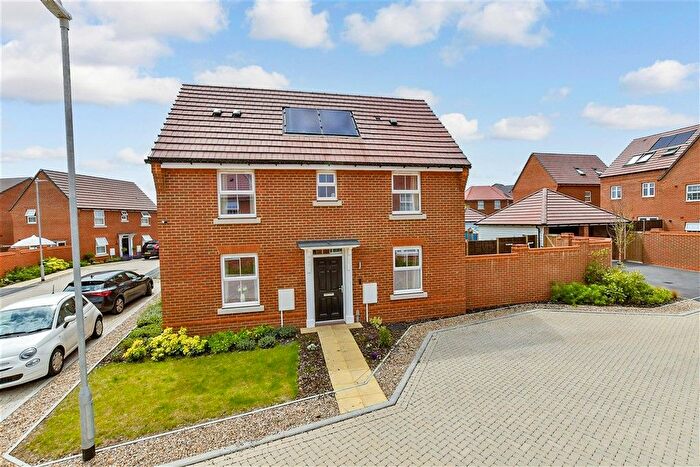 3 Bedroom Semi-Detached House For Sale In Laxtons Crescent, Sittingbourne, Kent, ME10