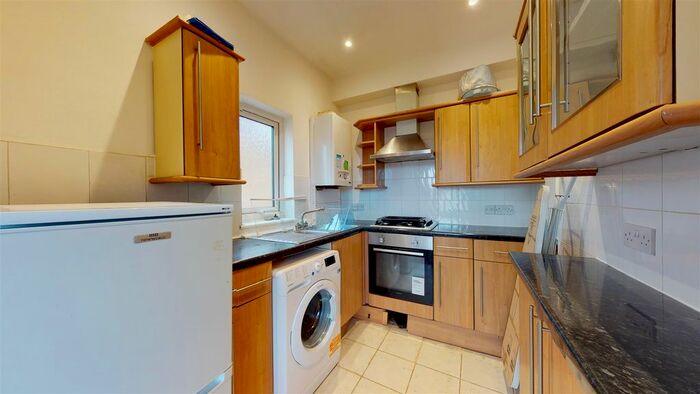 1 Bedroom Flat For Sale In Granville Road, Broadstairs, CT10