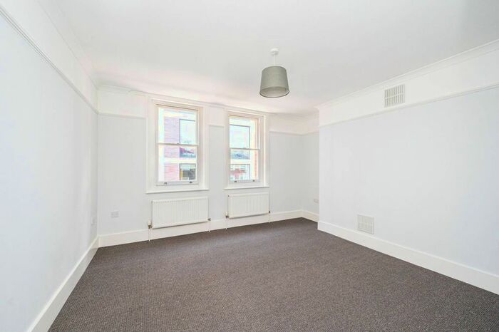 1 Bedroom Flat To Rent In ., Fitzrovia, London, W1T