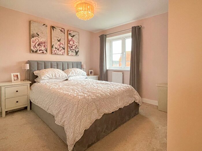 2 Bedroom Semi-Detached House For Sale In Victoria Close, King's Lynn, Norfolk, PE30
