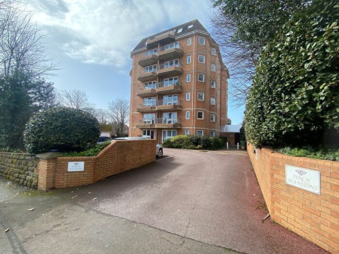 2 Bedroom Flat For Sale In Upper Maze Hill, St Leonards On Sea, TN38