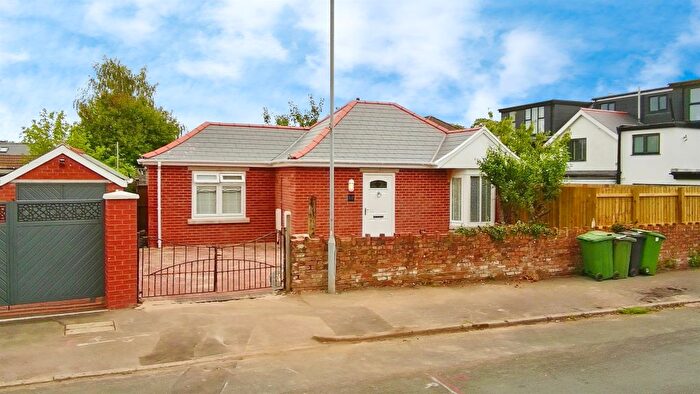 1 Bedroom Detached Bungalow For Sale In Heol Tyn Y Cae, Cardiff, CF14