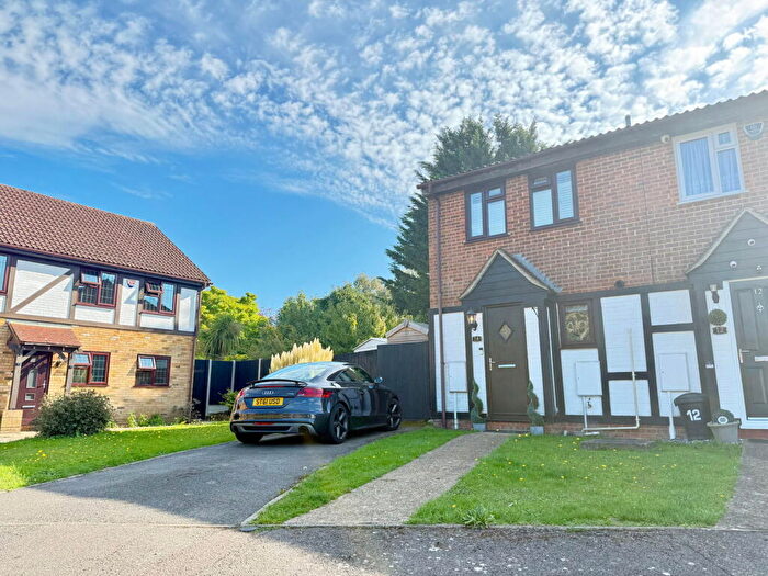 2 Bedroom End Of Terrace House For Sale In Honey Close, Hempstead, Gillingham, ME7