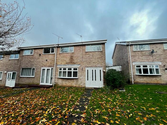 3 Bedroom End Of Terrace House To Rent In Southward Way, Holywell, Whitley Bay, NE25