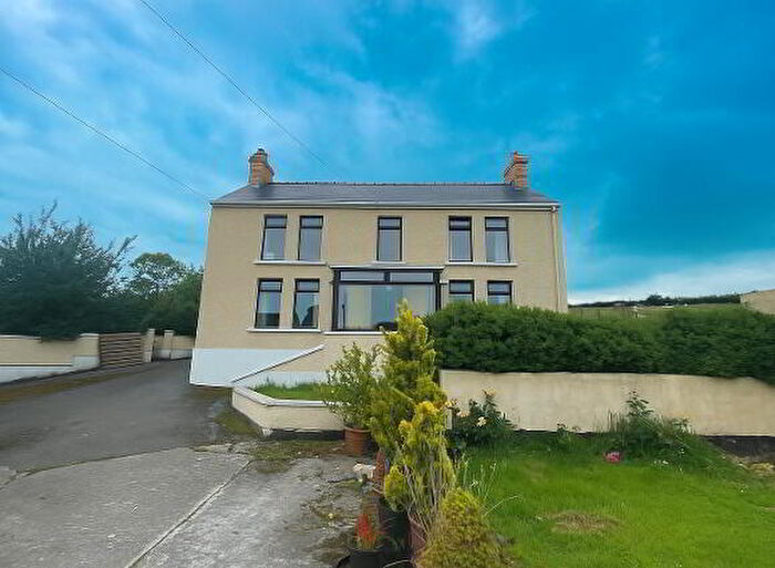 6 Bedroom Detached House With Small Holdings For Sale In Ballylone Road, Ballynahinch, BT24
