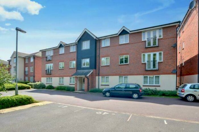 2 Bedroom Apartment To Rent In Stavely Way, Gamston, NG2