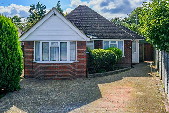2 Bedroom Detached Bungalow To Rent In Saffron Platt, Guildford, GU2
