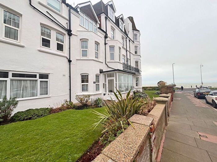 1 Bedroom Flat For Sale In The Links, Bolebrook Road, Bexhill On Sea, TN40