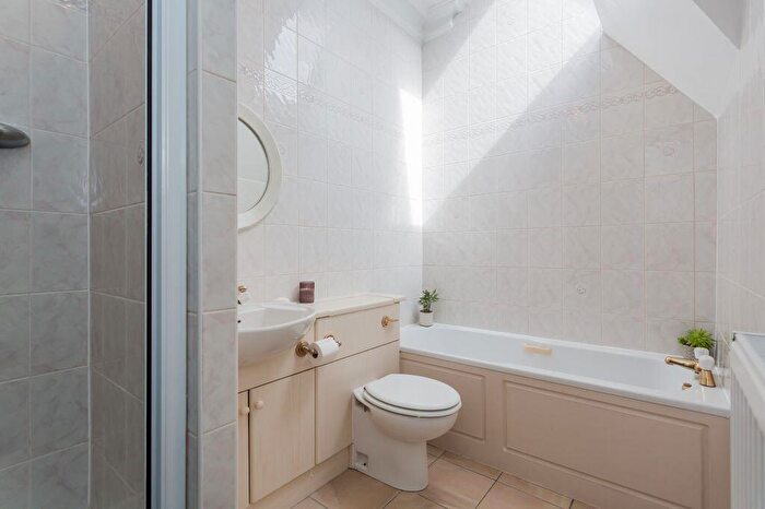 2 Bedroom Flat For Sale In Flat St Margaret's House, Brodie Park Crescent, Paisley, PA2