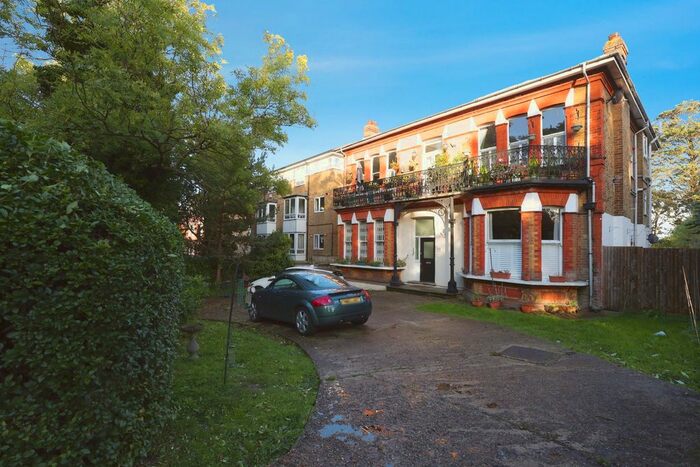 1 Bedroom Flat To Rent In Mayow Road, London, SE26