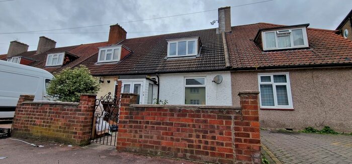 3 Bedroom Terraced House To Rent In Waldegrave Road, Dagenham, RM8