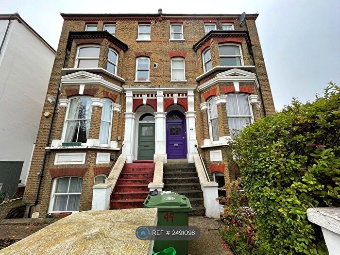 1 Bedroom Flat To Rent In Rosendale Road, London, SE21