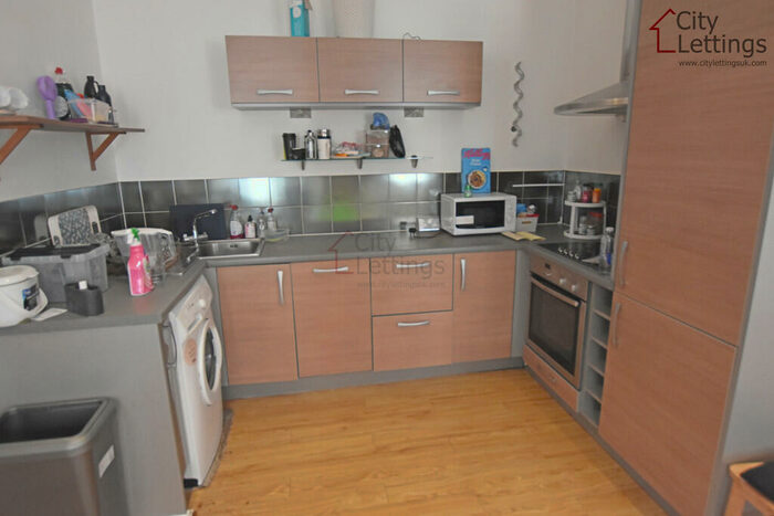 2 Bedroom Apartment To Rent In The Establishment, Broadway, NG1