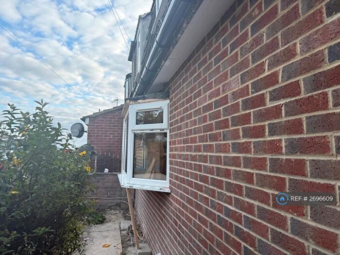 4 Bedroom Semi-Detached House To Rent In Swincar Avenue, Yeadon, Leeds, LS19