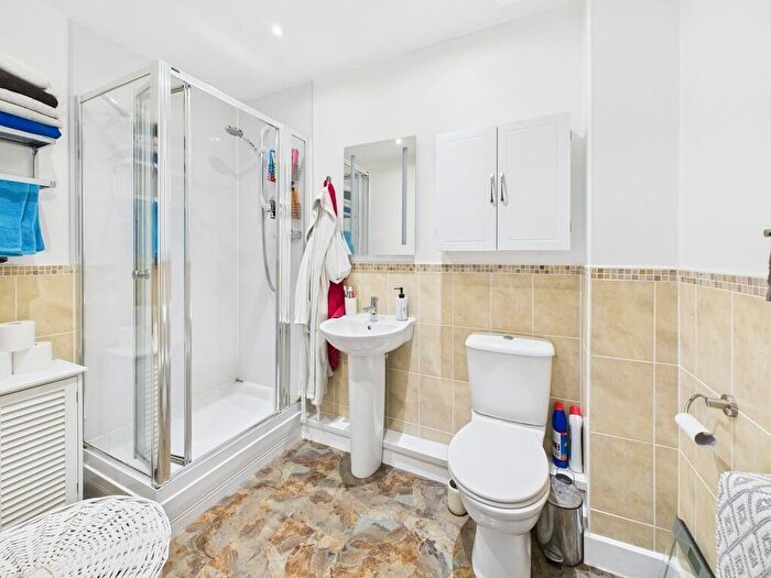 2 Bedroom Apartment For Sale In Ty Beaumaris, Cwrt Y Terfyn, CH4