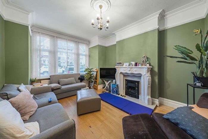 4 Bedroom Detached House To Rent In Stroud Road, Wimbledon Park, London, SW19