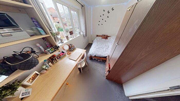 6 Bedroom Terraced House To Rent In Matlock Court, Nottingham, NG1
