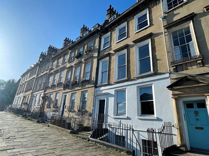 5 Bedroom Town House To Rent In Walcot Parade, Bath, BA1