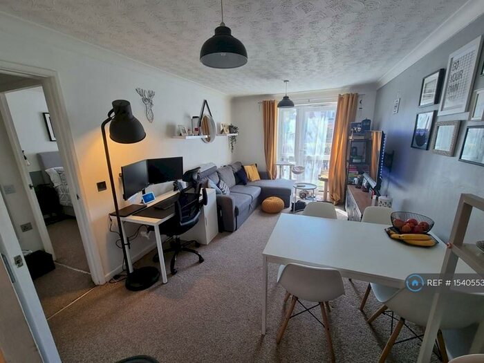 1 Bedroom Flat To Rent In Foyes Court, Southampton, SO15