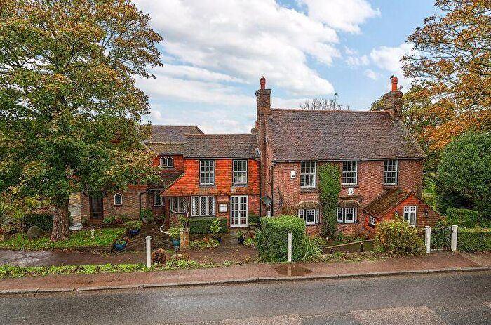 6 Bedroom Detached House For Sale In Gardner Street, Herstmonceux, BN27