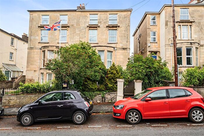 1 Bedroom Flat To Rent In Cotham Grove, Bristol, BS6