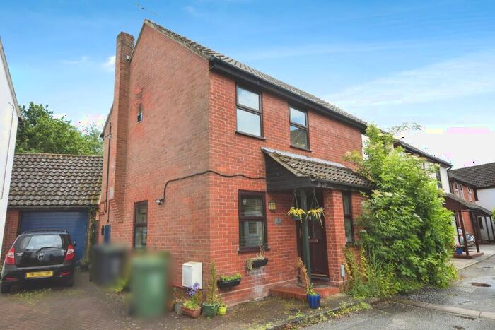 4 Bedroom Detached House For Sale In The Beadles, Bishop's Stortford, CM22