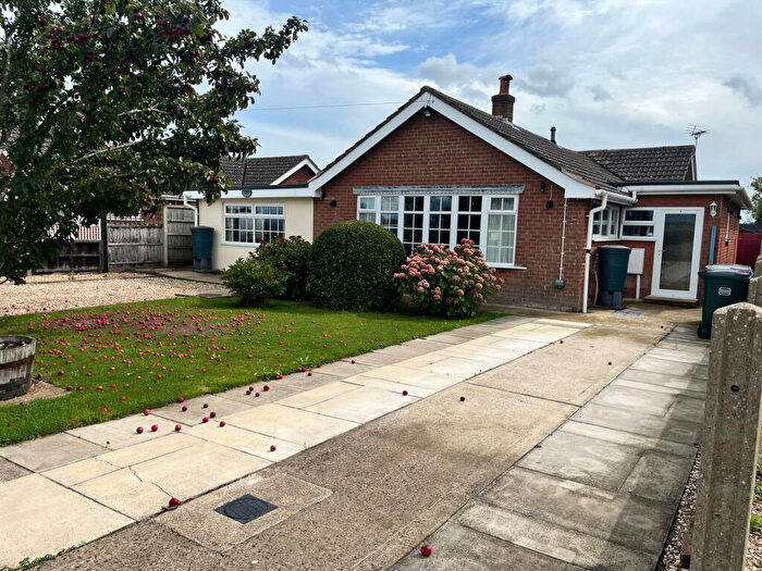 4 Bedroom Detached Bungalow For Sale In Sea Road, Anderby, PE24